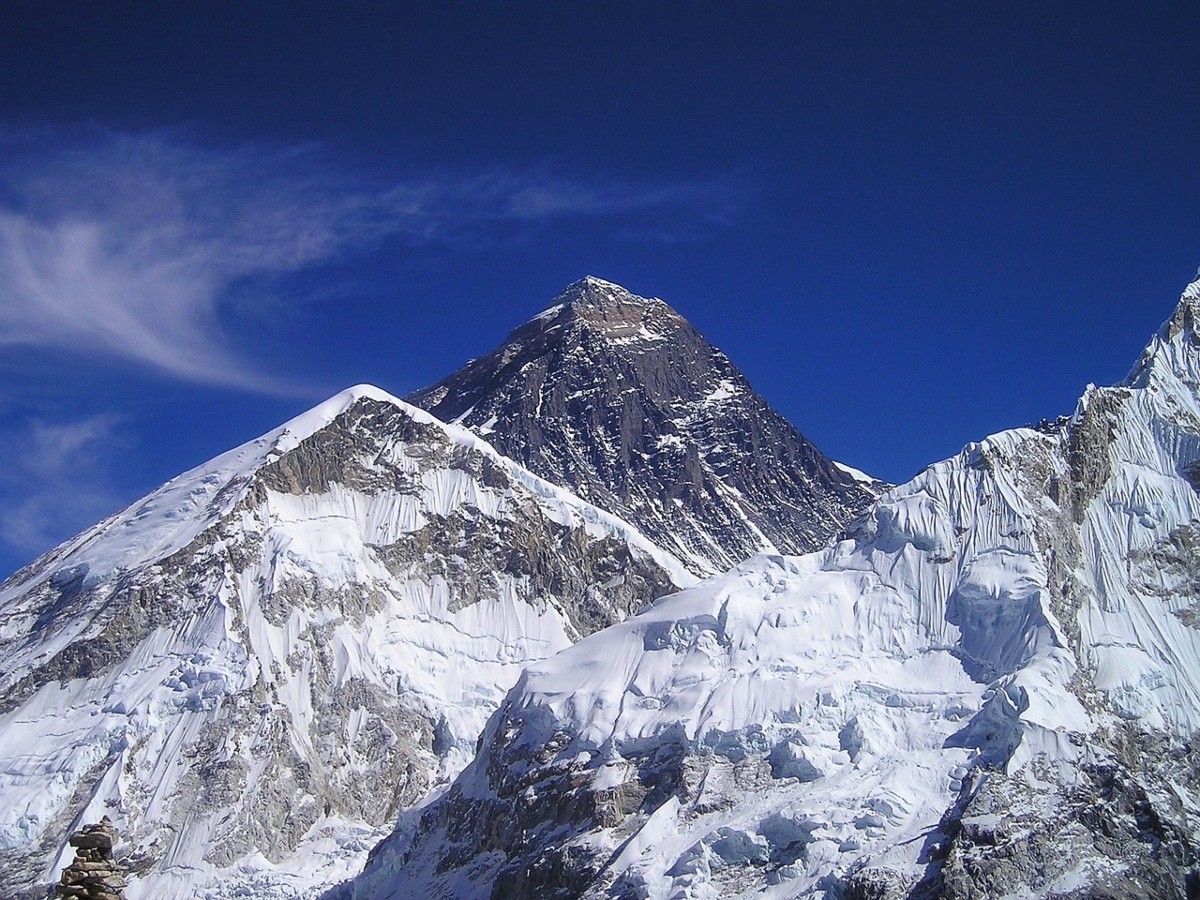 1)Mount Everest